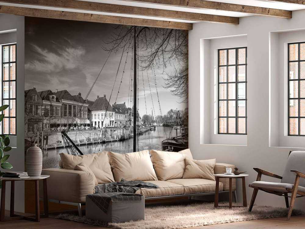 Zabytkowe statki towarowe zacumowane w Dokkum Friesland 